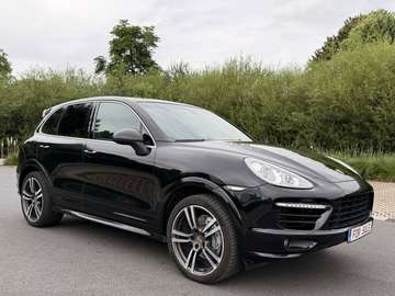 3.0 D V6 Platinum EditionTiptronic S