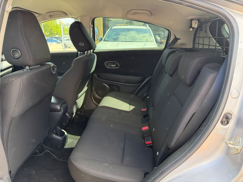 Honda HR-V 1.5 i-VTEC Elegance CVT — photo 11