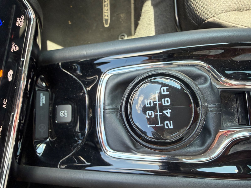 Honda HR-V 1.5 i-VTEC Elegance CVT — photo 15