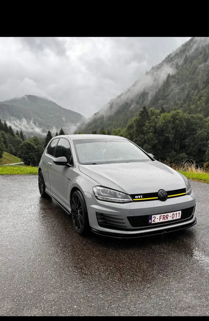Volkswagen Golf 1.6 CR TDi LOOK GTI Grijs - 2