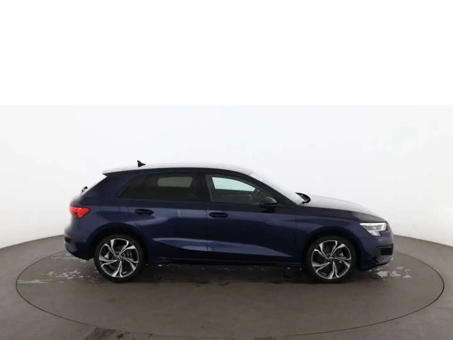 Audi A3 SB 40 TFSI e advanced Aut LED RADAR NAVI PDC Blau - 2