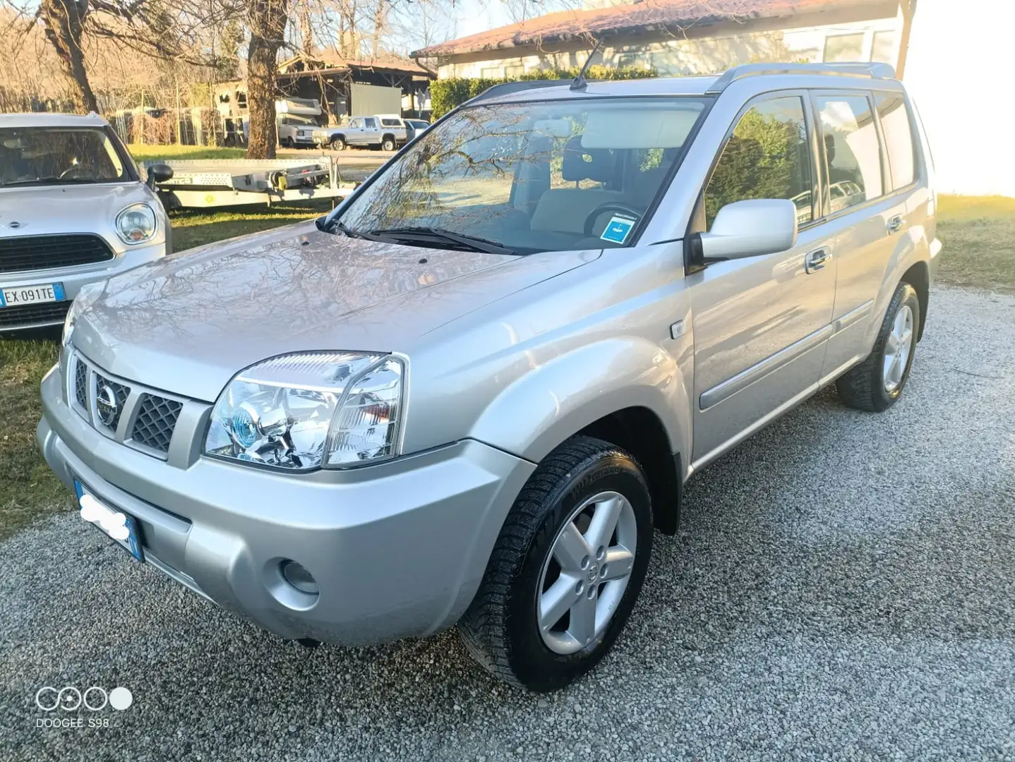 Nissan X-Trail 2.0 GPL 4x4 Cambio Automatico Grijs - 1