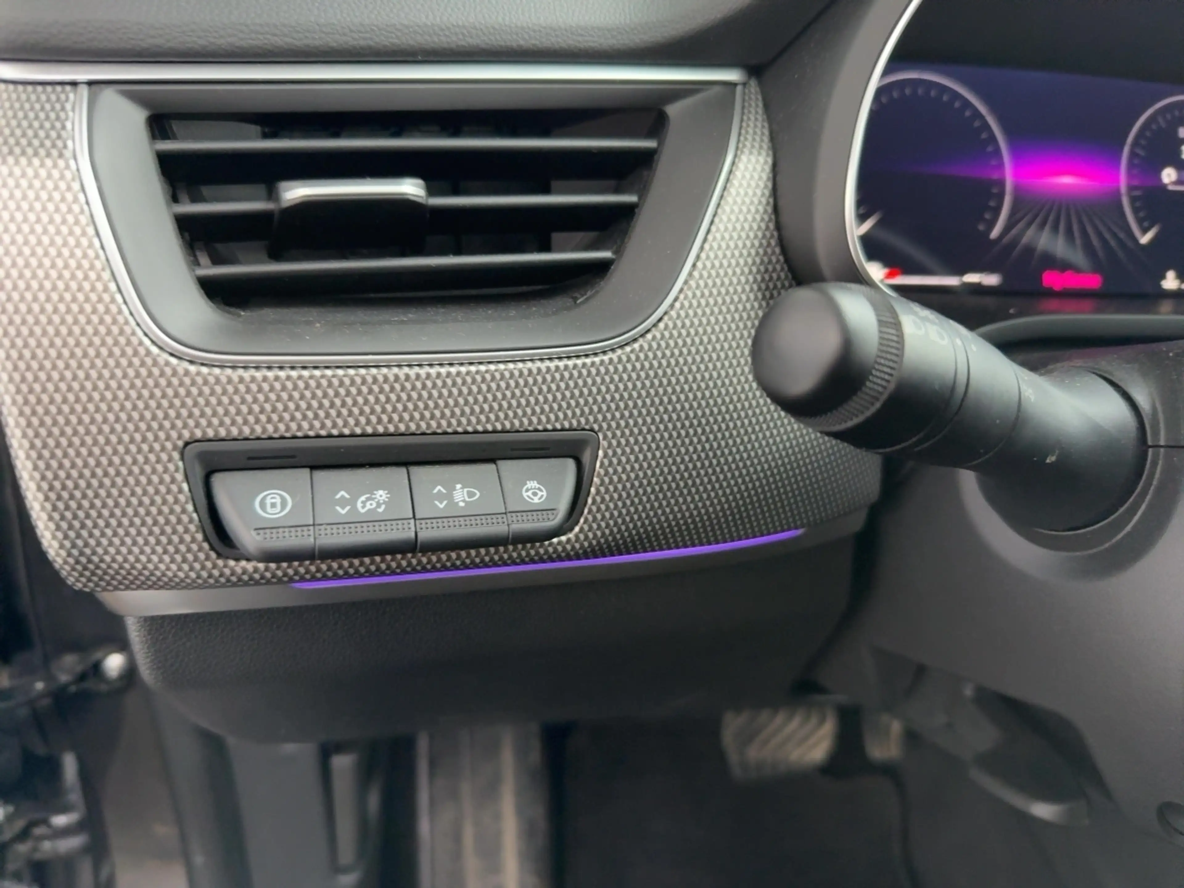 Renault Arkana 1.3 TCe 140 Mild-Hybrid Techno EU6e — photo 19