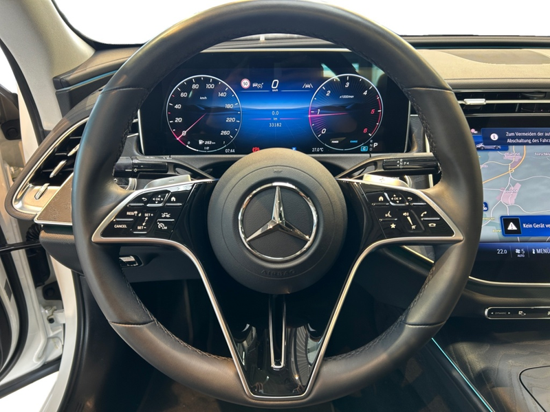 Mercedes-Benz E 220 d Avantgarde Avantgarde+MBUX+Pano+SHD+Wide — photo 13