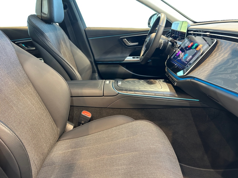 Mercedes-Benz E 220 d Avantgarde Avantgarde+MBUX+Pano+SHD+Wide — photo 10