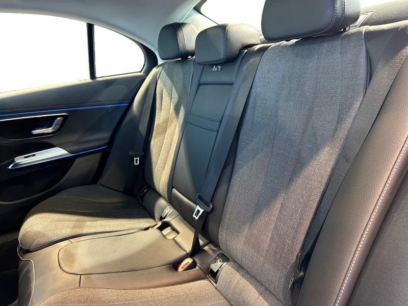Mercedes-Benz E 220 d Avantgarde Avantgarde+MBUX+Pano+SHD+Wide — photo 11