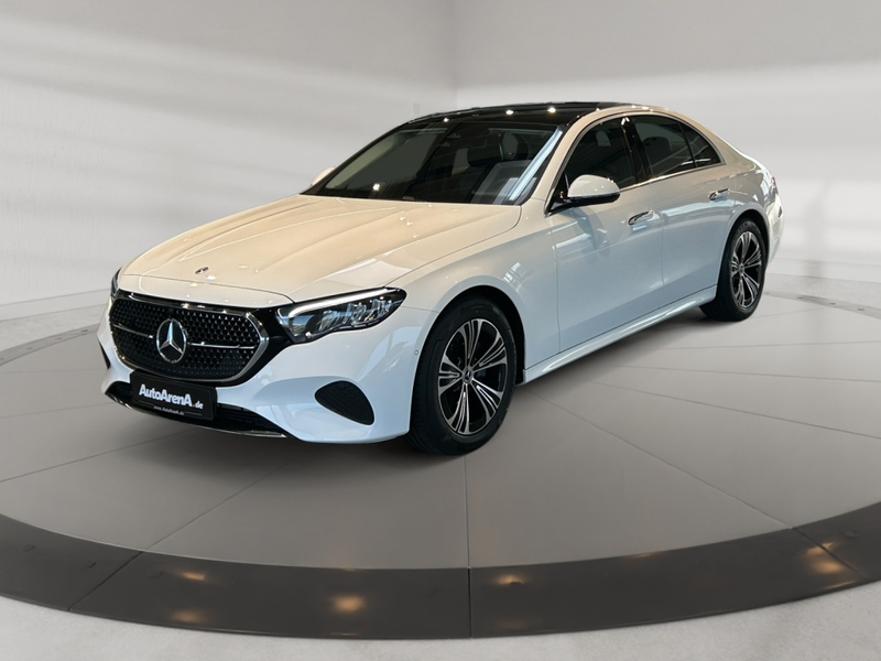 Mercedes-Benz E 220 d Avantgarde Avantgarde+MBUX+Pano+SHD+Wide — photo 2