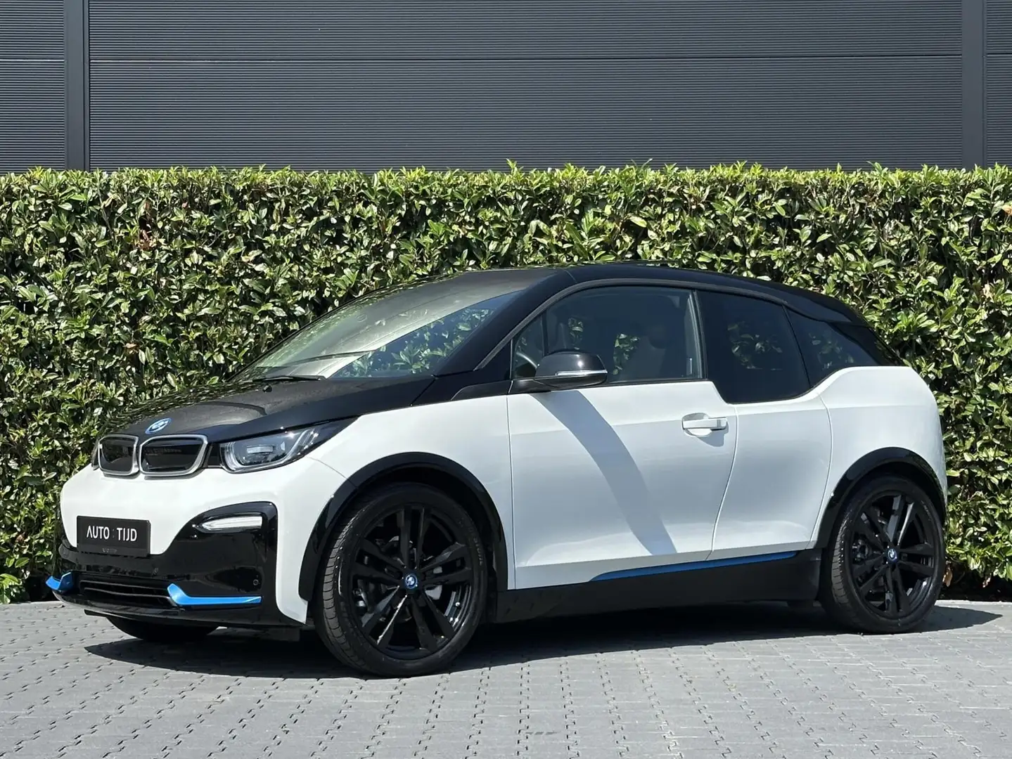 BMW i3 S 120Ah 42 kWh, PANO, LEDER, CRUISE, H/K, ECC-AIRC - 1