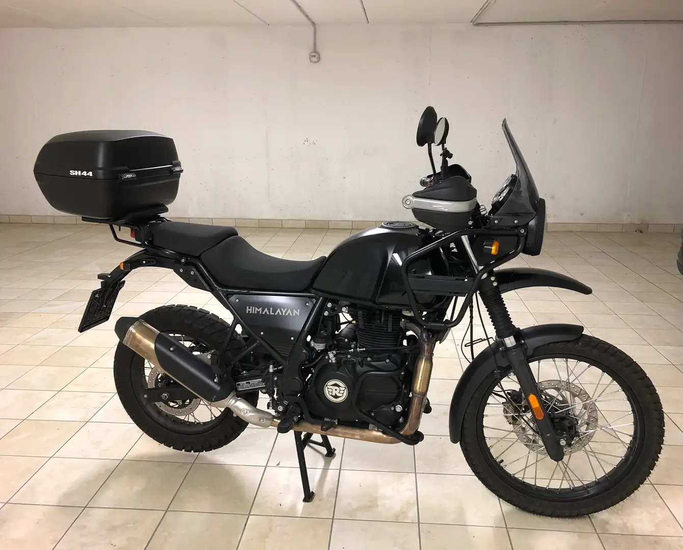 Royal Enfield Himalayan 410 Nero - 2