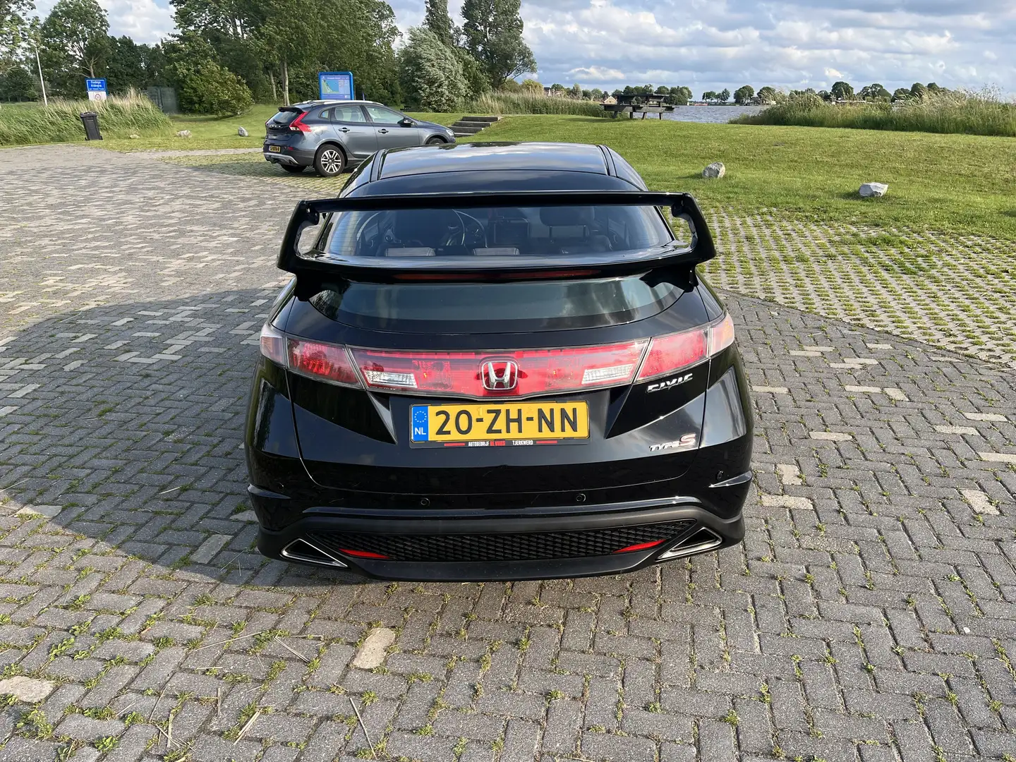 Honda Civic 1.8 Type S, Nieuwe apk! Zwart - 2