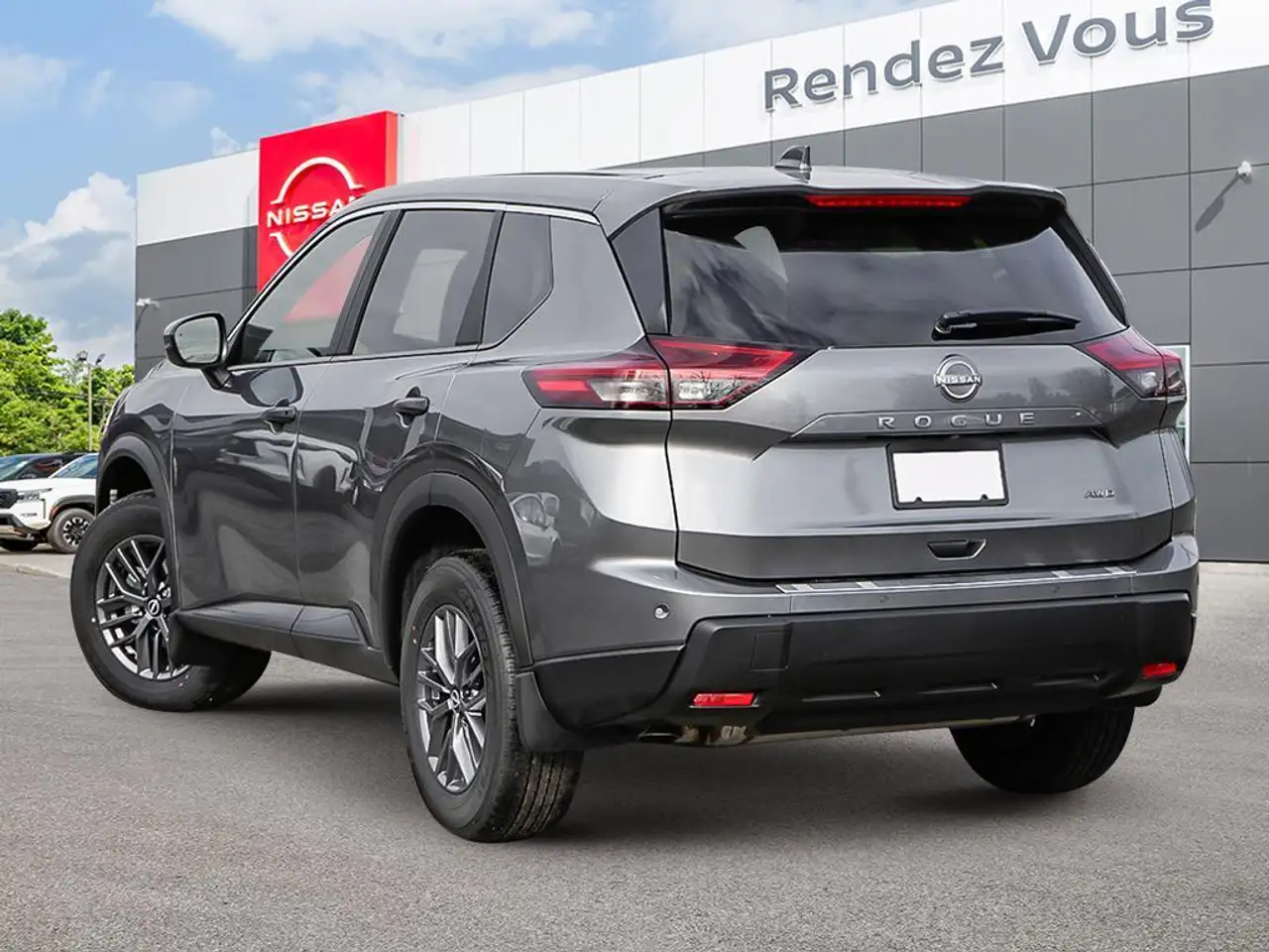 Nissan Rogue снимка Nissan Rogue