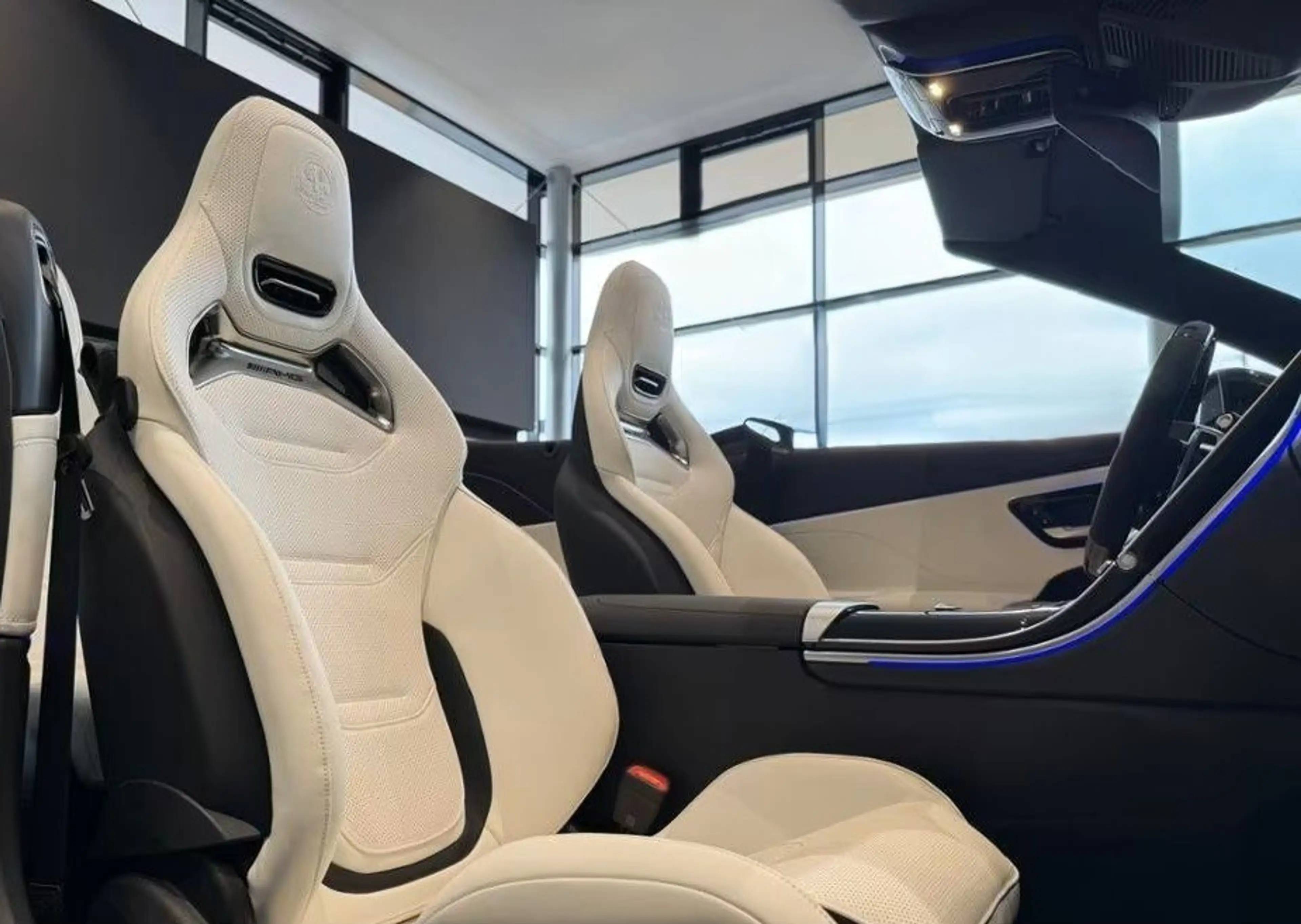 Mercedes-Benz CLE 53 AMG CLE AMG 53 Cabrio 4Matic AMG Limited Edition — photo 13