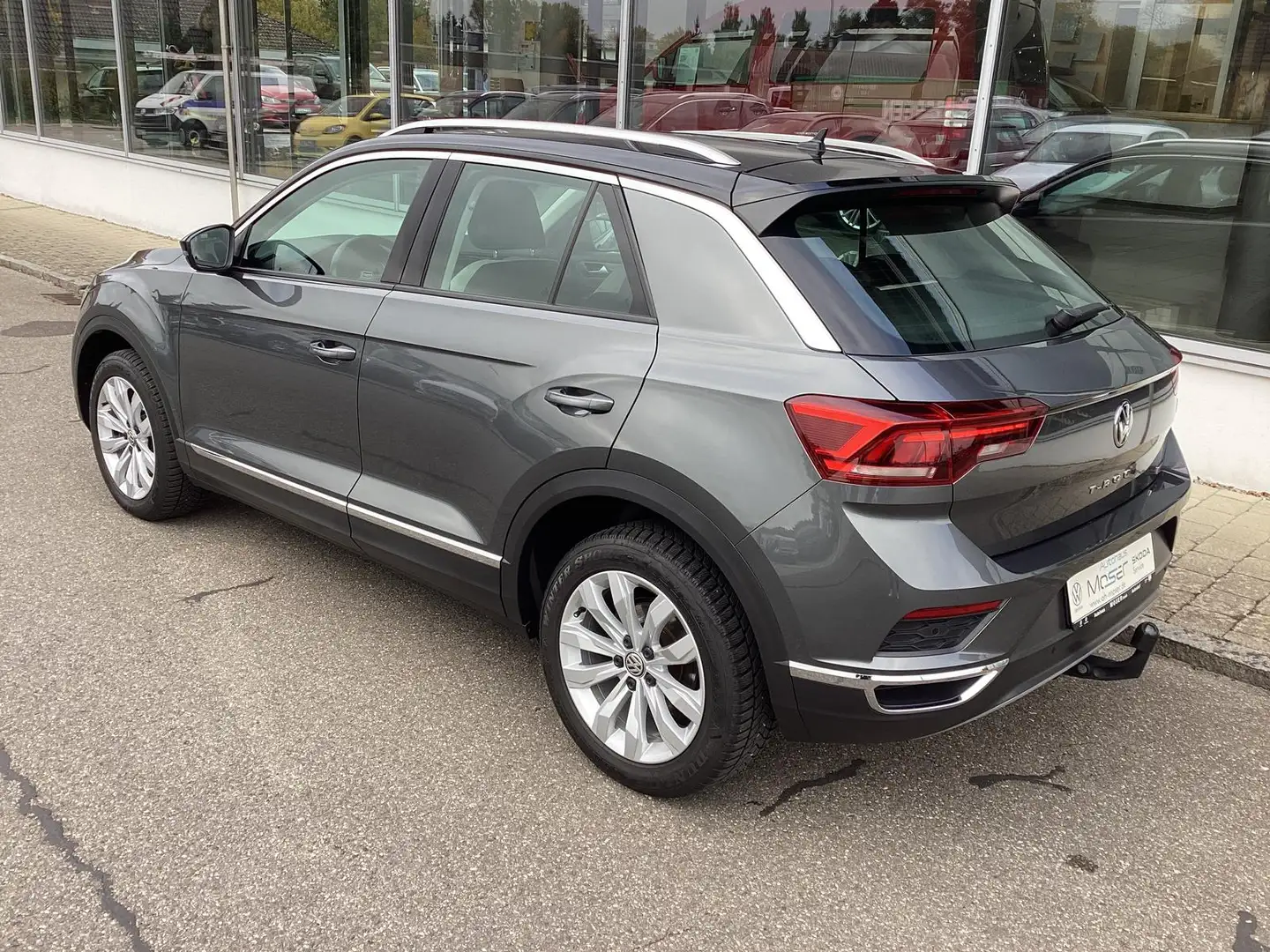 Volkswagen T-Roc 2.0 TSI DSG 4Motion Sport/LED/ACC/Navi/AHK Grau - 2