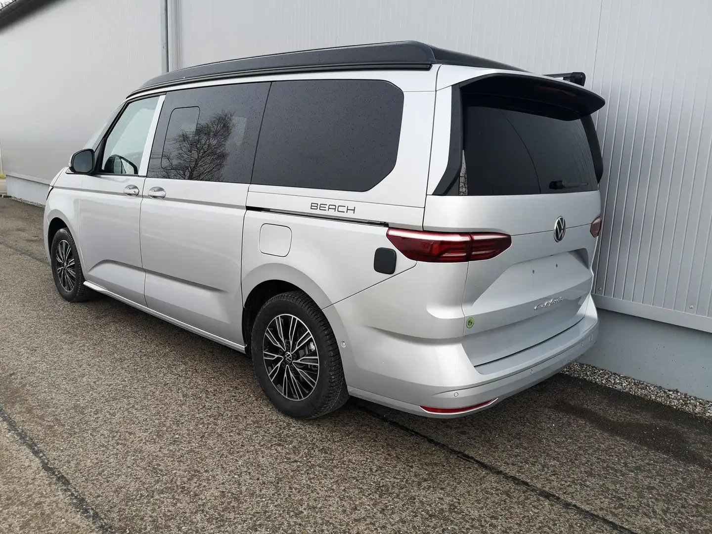 Volkswagen T7 California Beach Camper 2.0TSI DSG GV5 Komfort+ 150 kW (20... Silver - 1