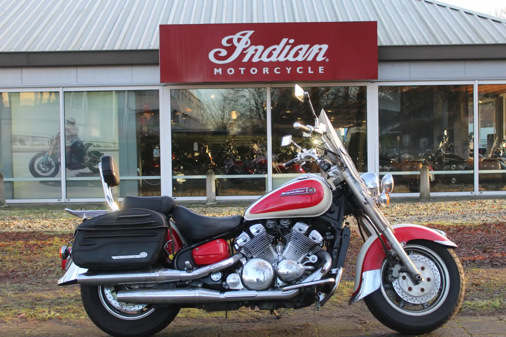 Yamaha XVZ 1300 A Royal Star Tour Roşu - 1