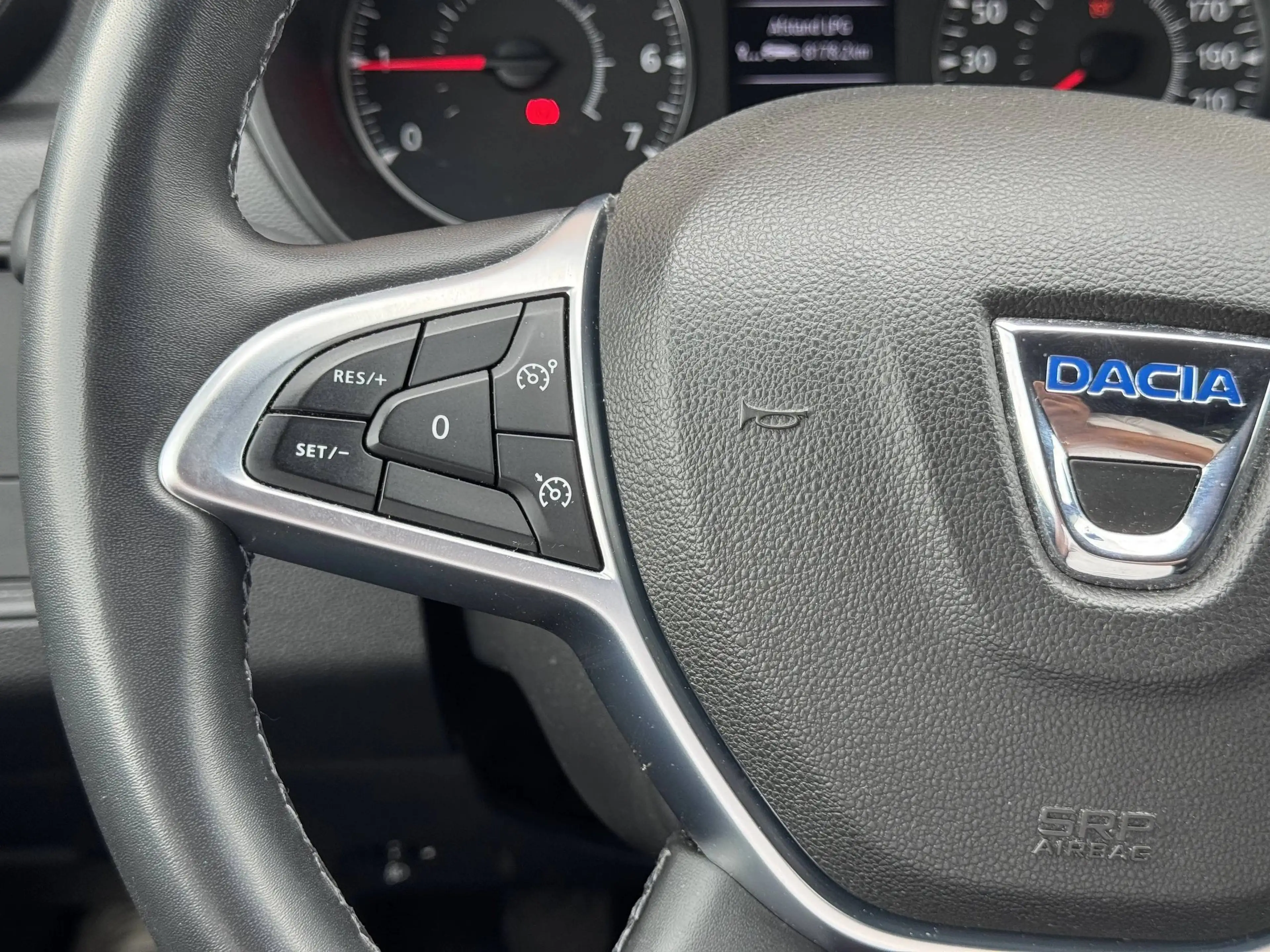 Dacia Duster CARPLAY / ZETELVERWARMING / 1STE EIGENAAR — photo 21