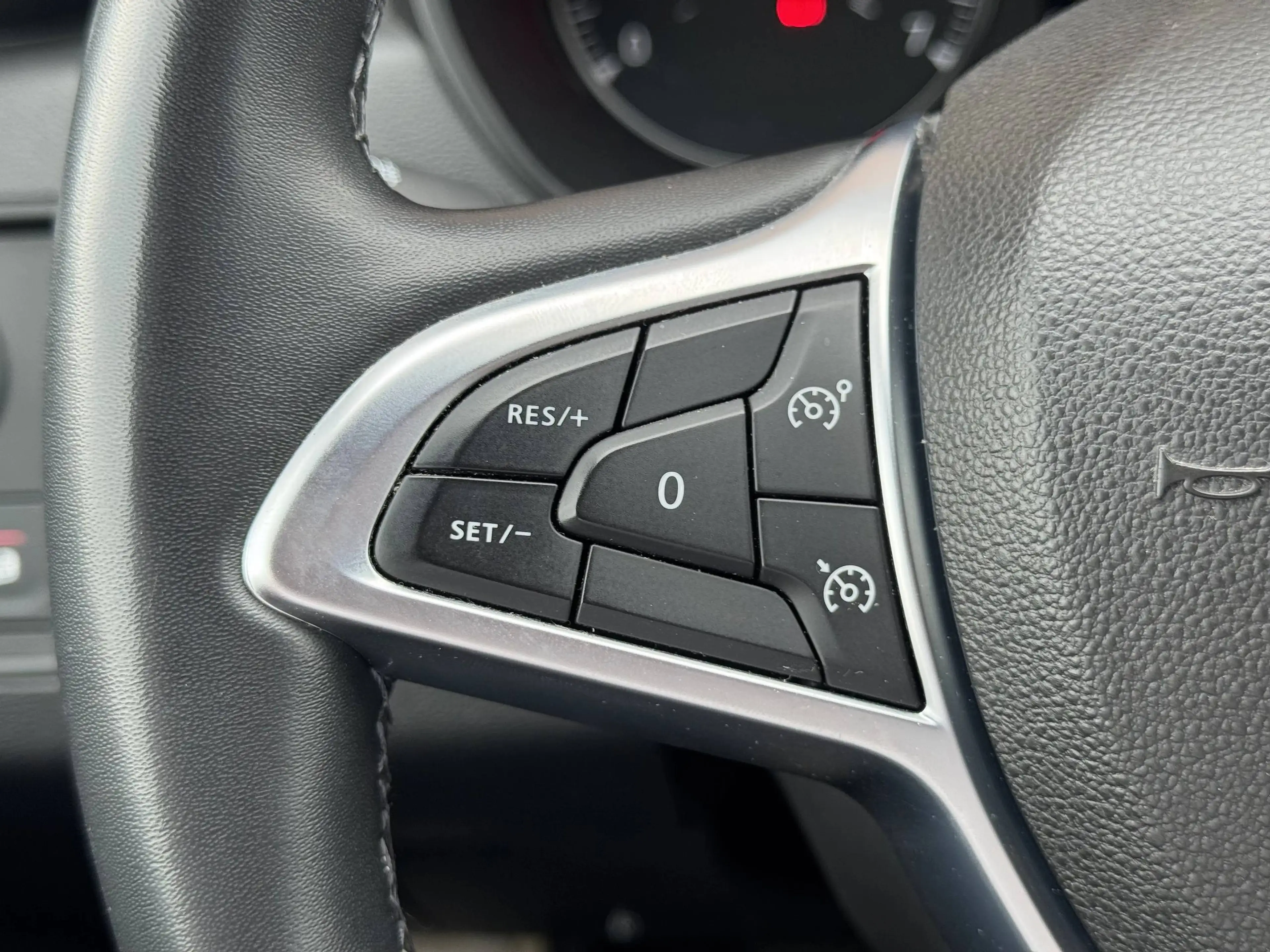 Dacia Duster CARPLAY / ZETELVERWARMING / 1STE EIGENAAR — photo 23