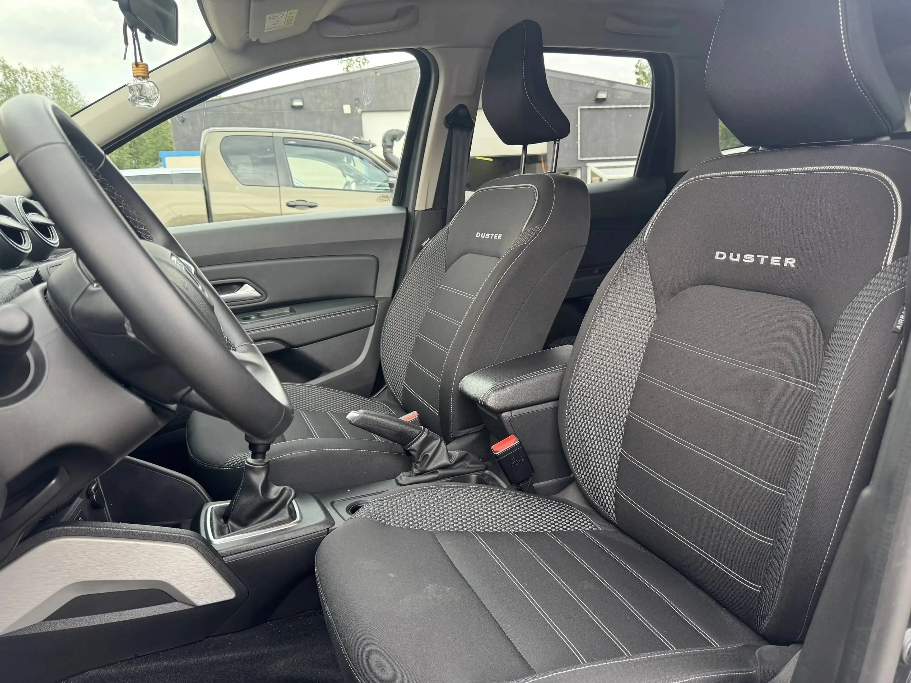 Dacia Duster CARPLAY / ZETELVERWARMING / 1STE EIGENAAR — photo 12