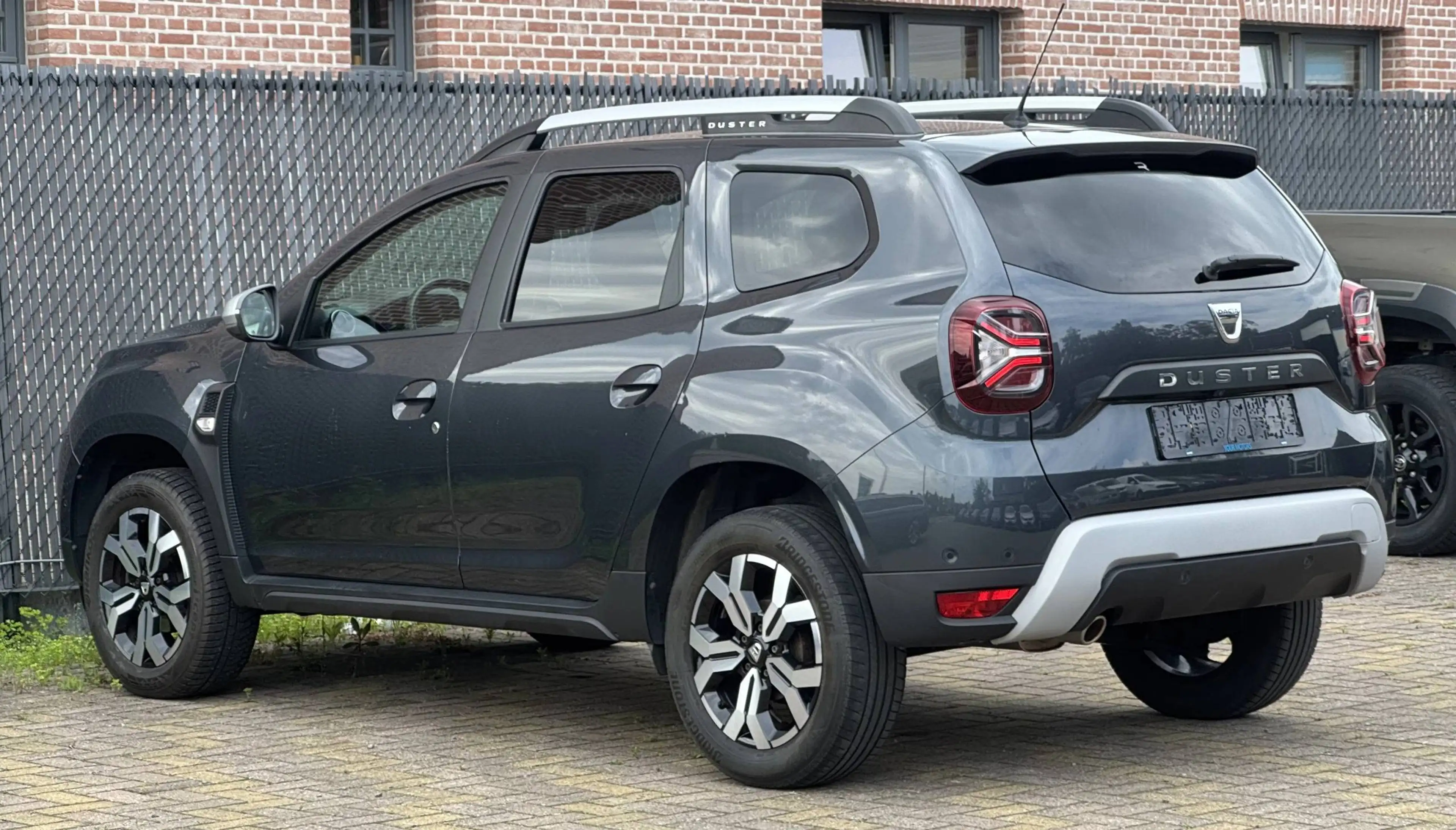 Dacia Duster CARPLAY / ZETELVERWARMING / 1STE EIGENAAR — photo 7