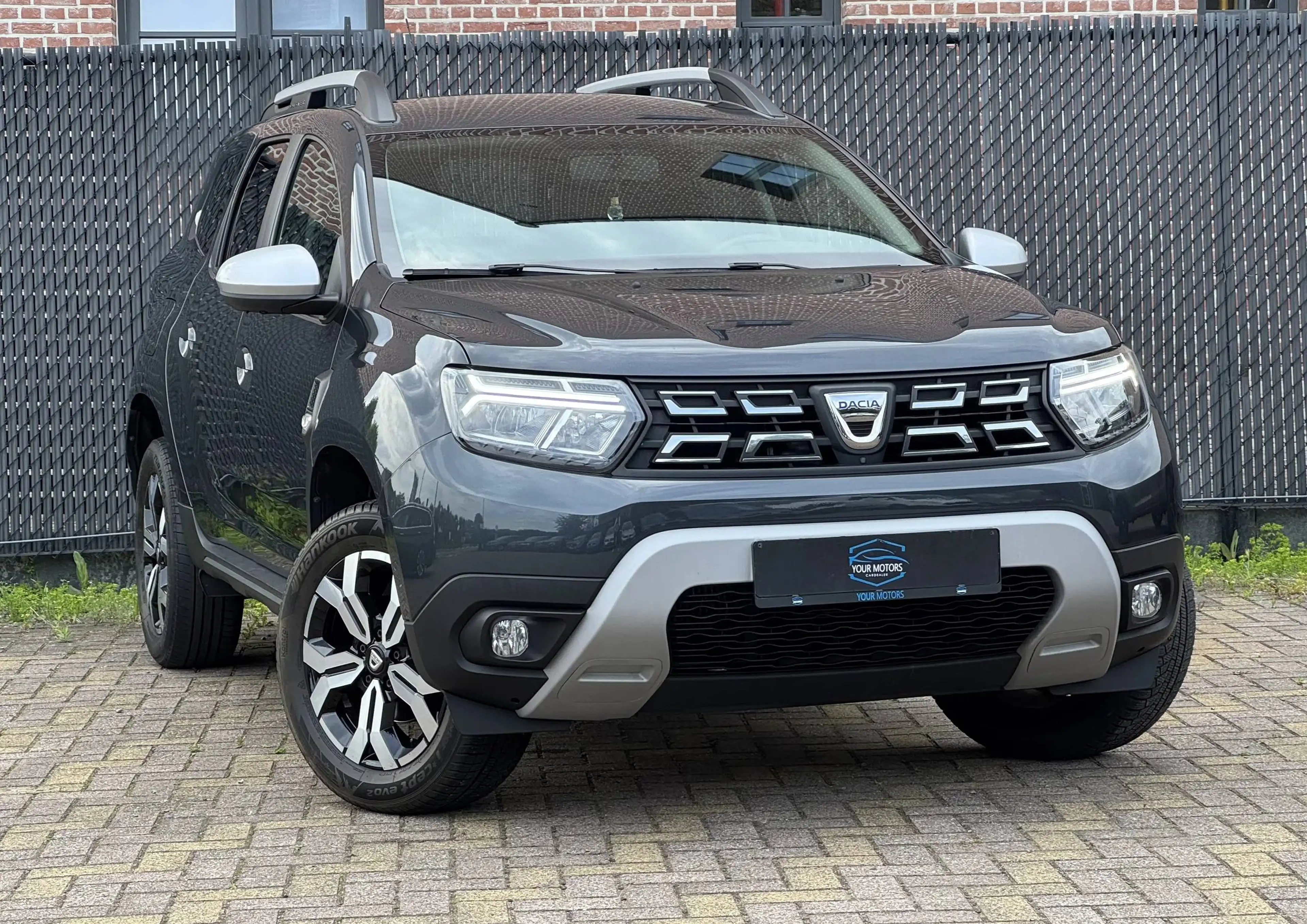 Dacia Duster CARPLAY / ZETELVERWARMING / 1STE EIGENAAR