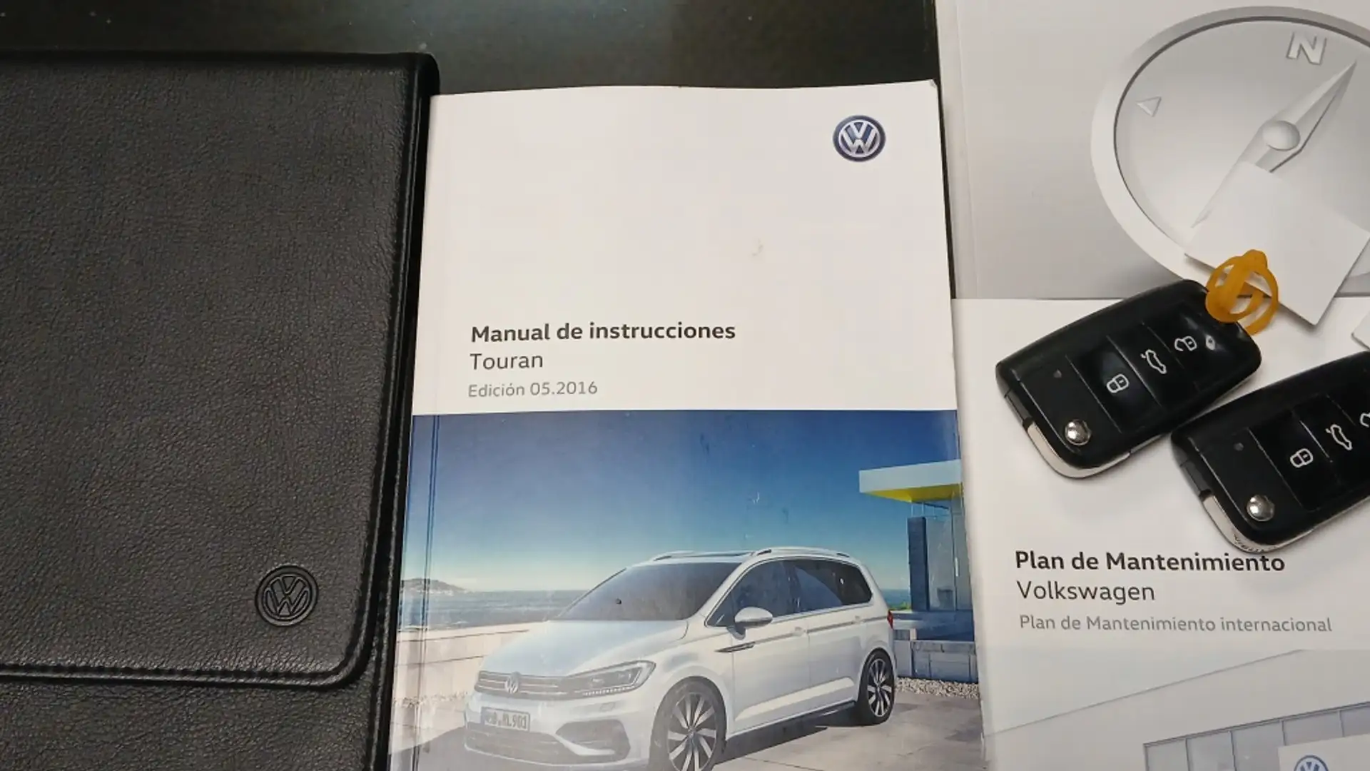 Volkswagen Touran 1.6TDI Business and Navi Ed. DSG7 85kW Beige - 2