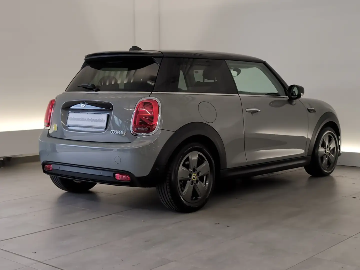 MINI Cooper SE 3-Türer Pano/SHZ/PDC Pano/SHZ/PDC Grau - 2