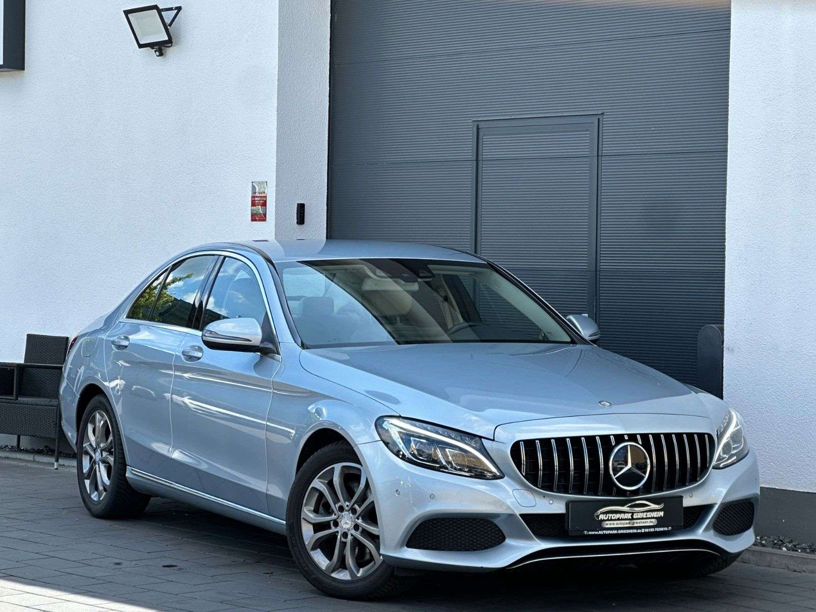 Second hand Mercedes Benz C-Class 