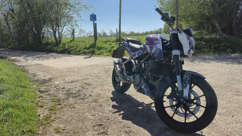 KTM 125 Duke - foto 6