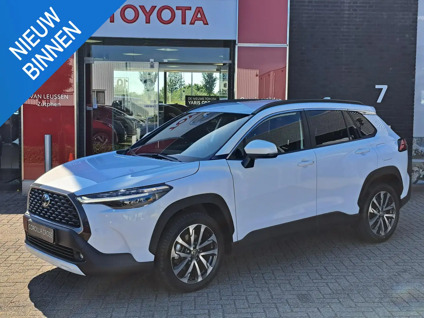 Toyota Corolla Cross Hybrid 140 Dynamic STOELVERWARMING STUURVERWARMING Wit - 1