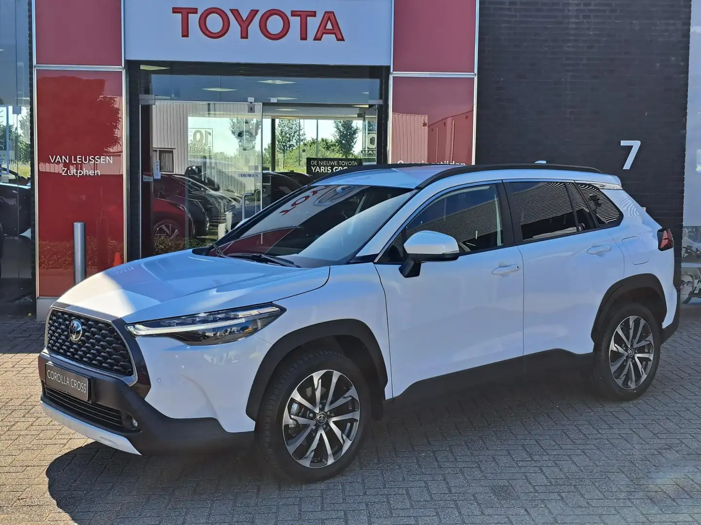 Toyota Corolla Cross Hybrid 140 Dynamic STOELVERWARMING STUURVERWARMING Alb - 1