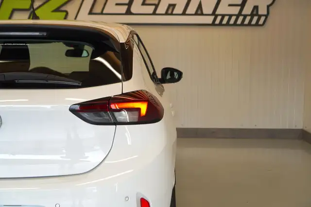 Opel Corsa-E view 6