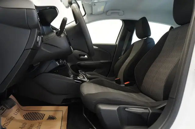 Opel Corsa-E view 15