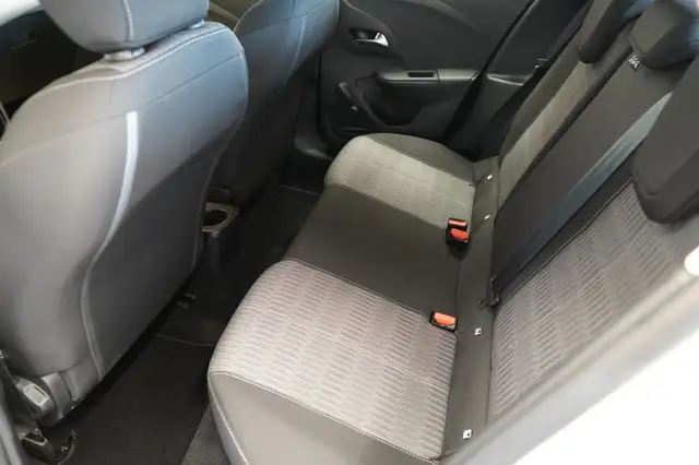 Opel Corsa-E view 16