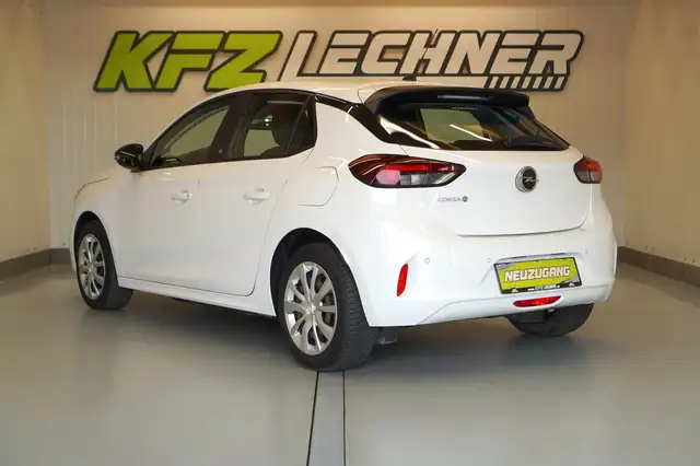 Opel Corsa-E view 7