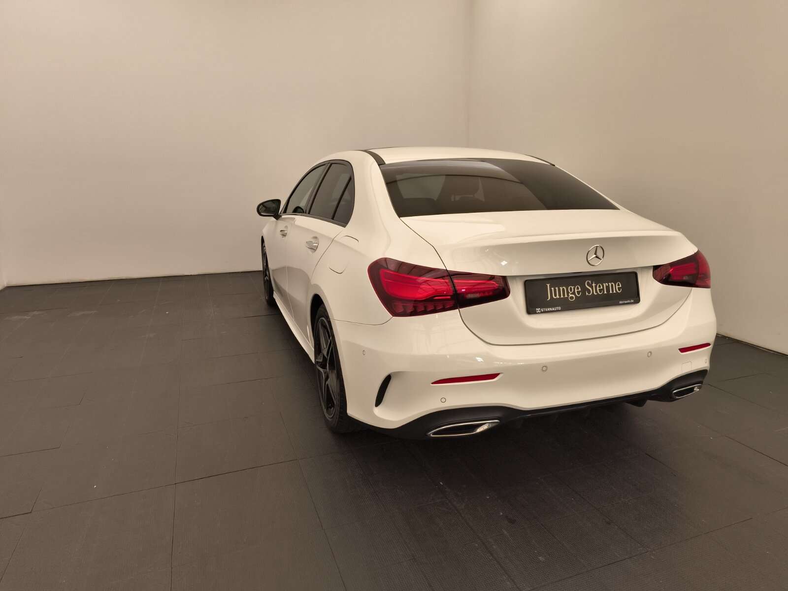 Mercedes-Benz A 180