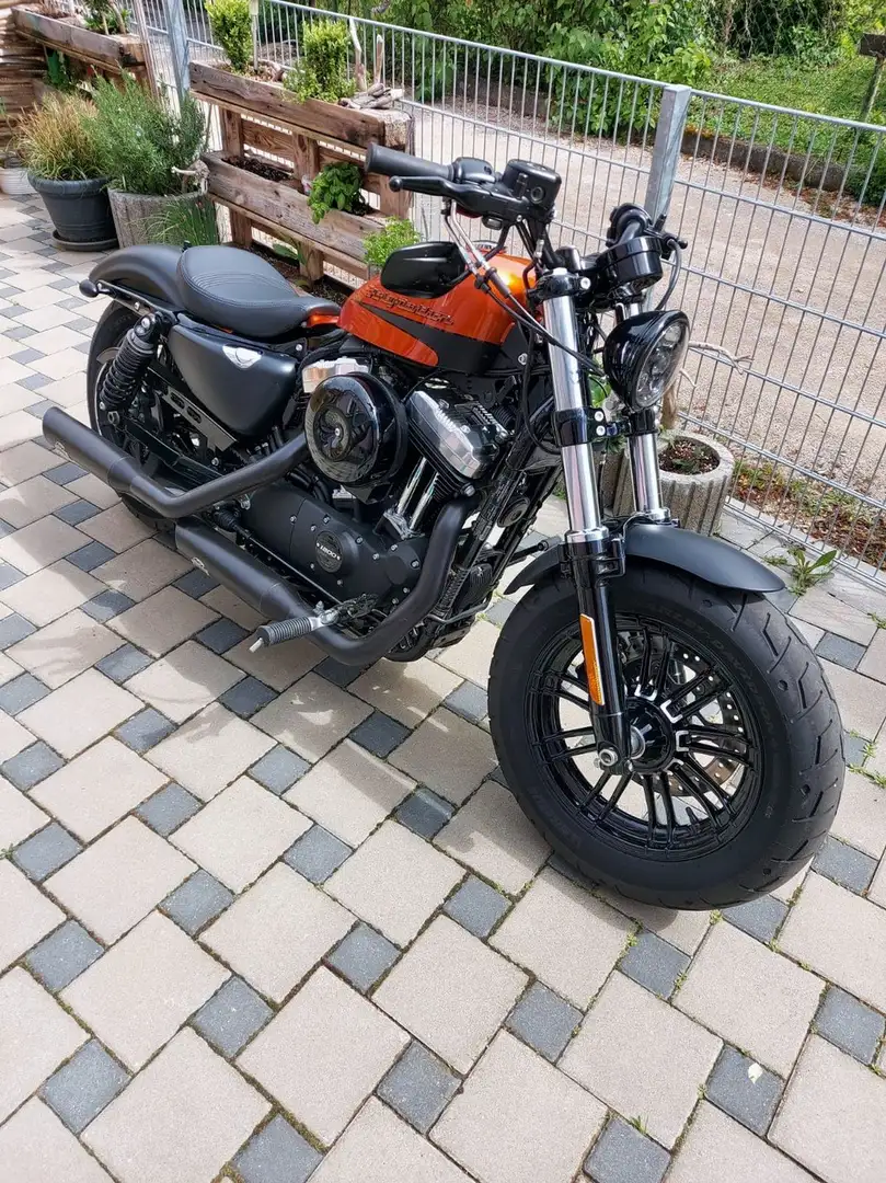 Harley-Davidson Sportster Forty Eight Oranžová - 2