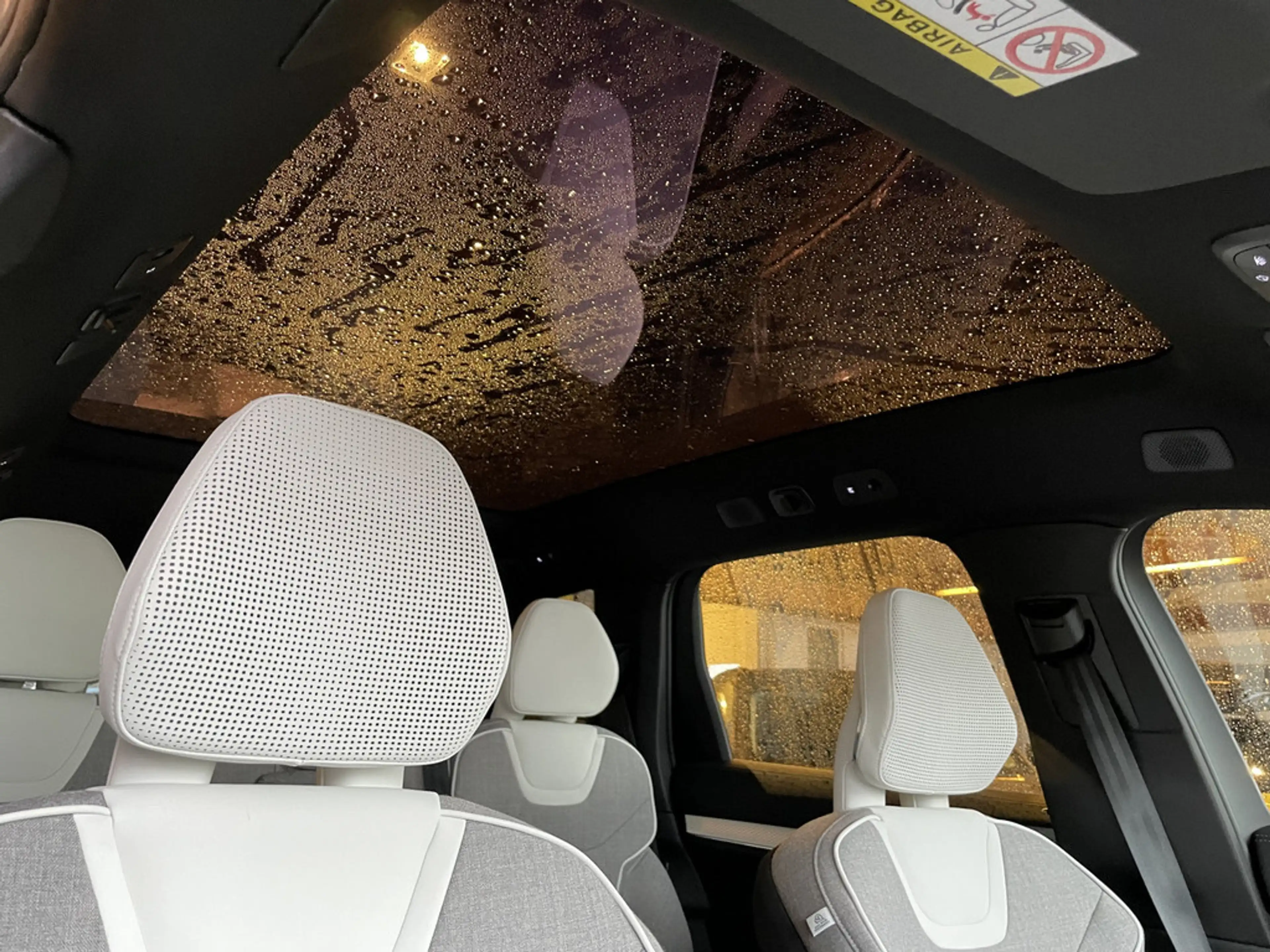 Volvo EX90 Ultra Twin Performance Pure Electric LED — photo 12