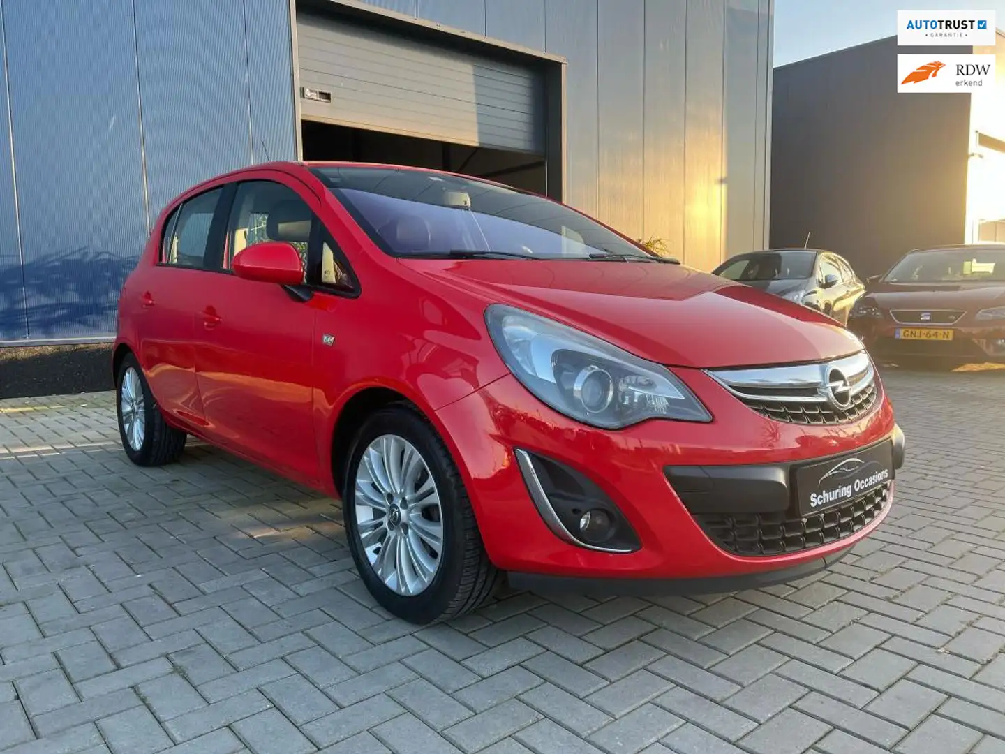 Opel Corsa 1.4-16V Cosmo / NAVI / PDC / CRUISE / LEDER / CLIM Rood - 1