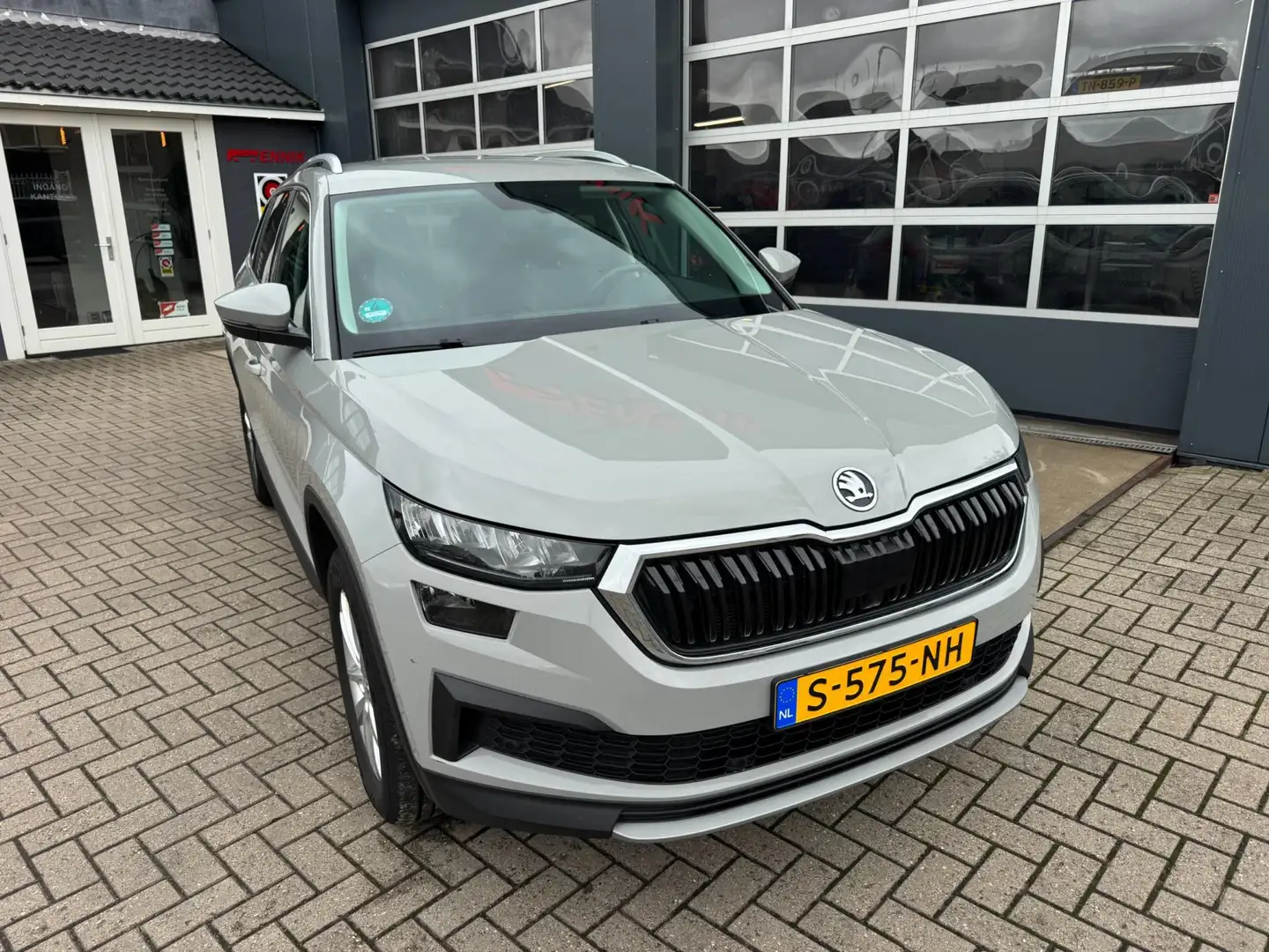 Skoda Kodiaq 1.5 TSI Business Edition Gris - 2