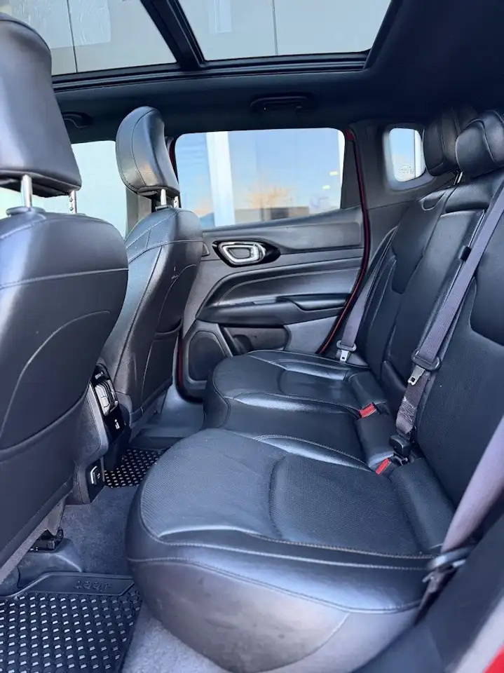 Jeep Compass photo Jeep Compass