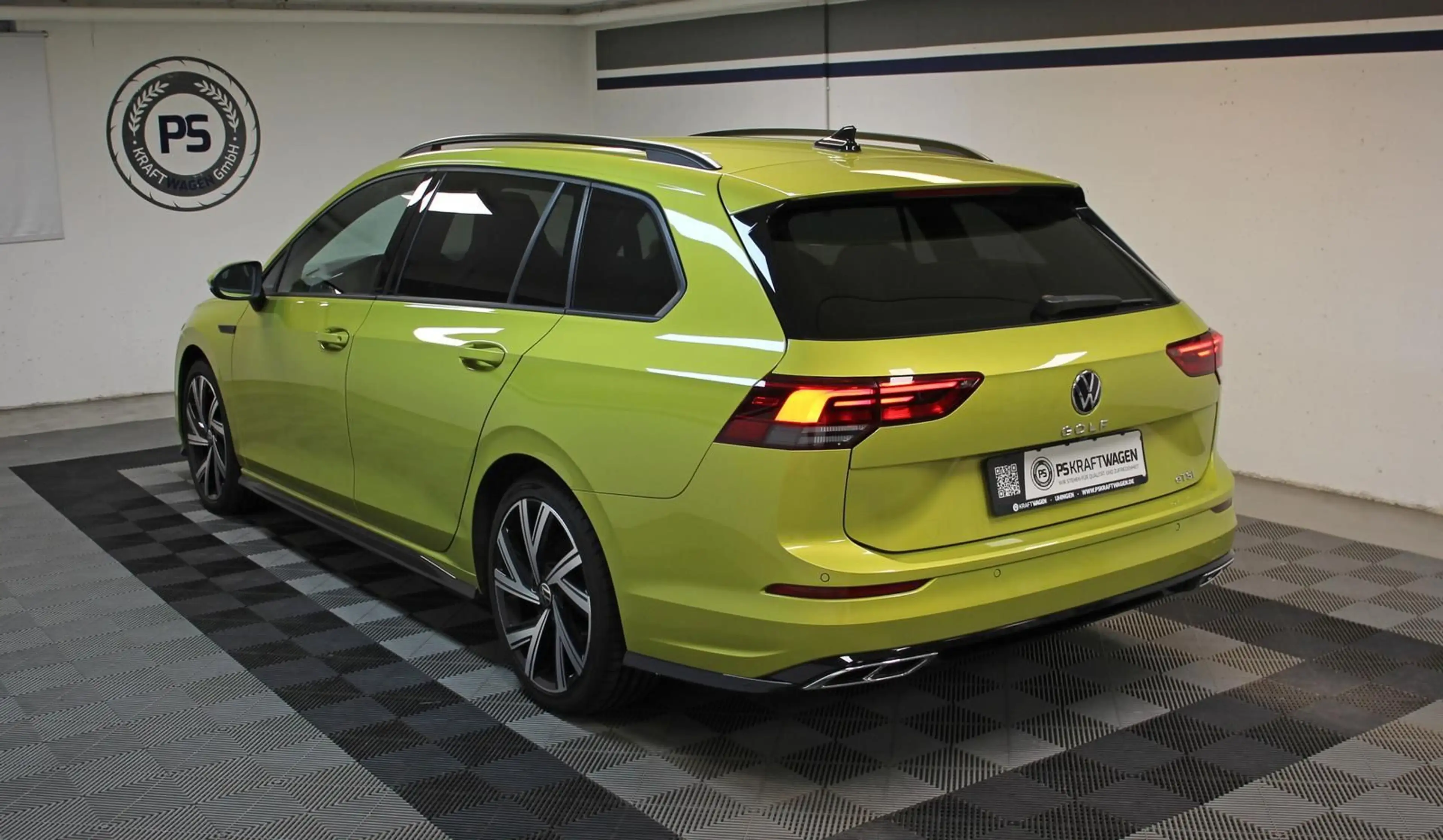 Volkswagen Golf Variant 1.5 eTSI DSG R-line AHK ACC KAMERA — photo 4