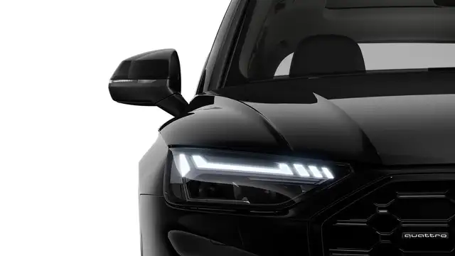Audi Q5 view 6