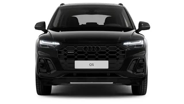 Audi Q5 view 5