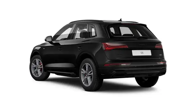 Audi Q5 view 3