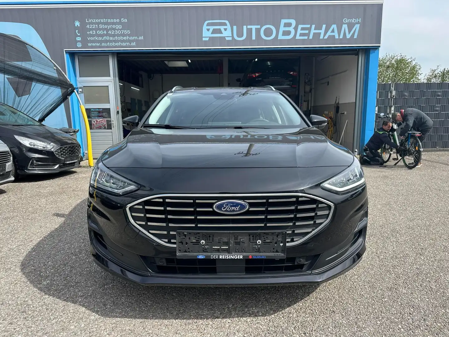 Ford Focus Turnier 1,0 EcoBoost Hybrid Titanium ACC-LED Schwarz - 2