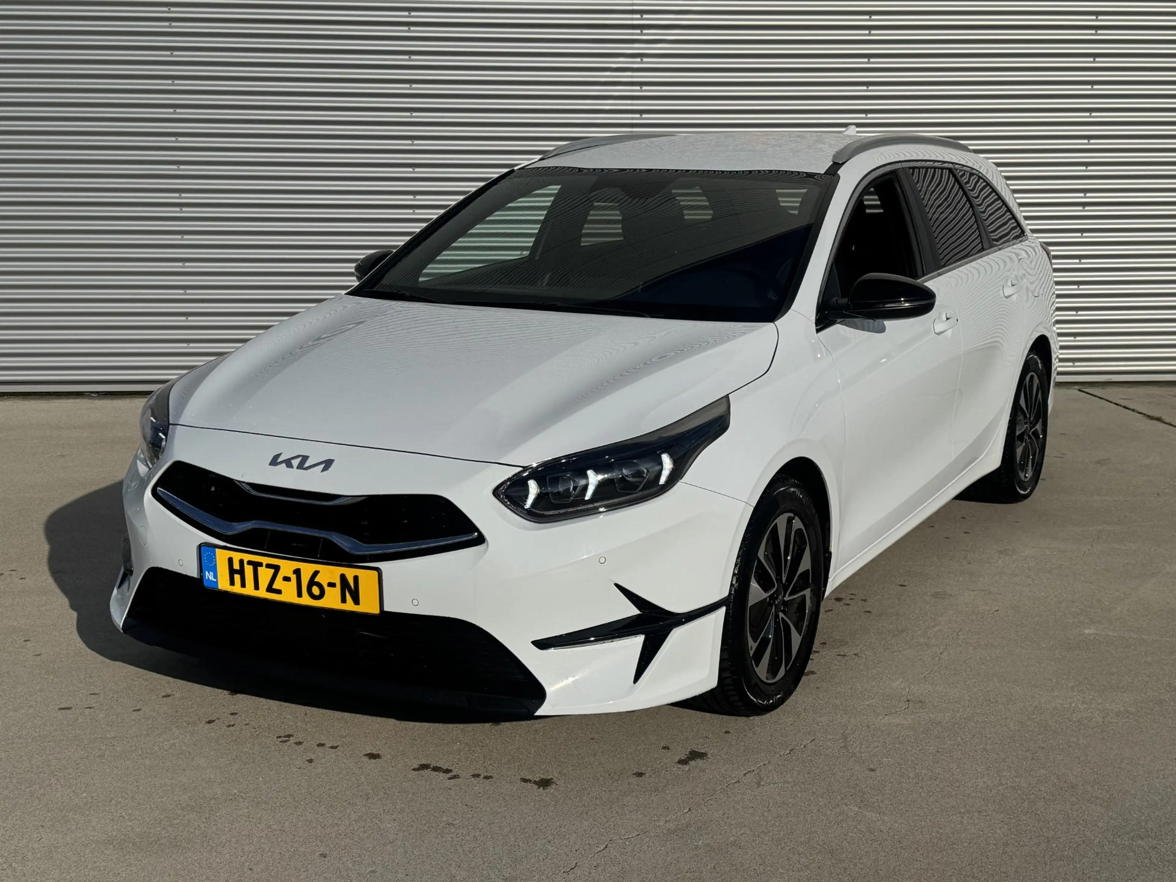 Kia Ceed SW / cee'd SW Sportswagon 1.0 T-GDi MHEV Design Edition Eerste E — photo 2