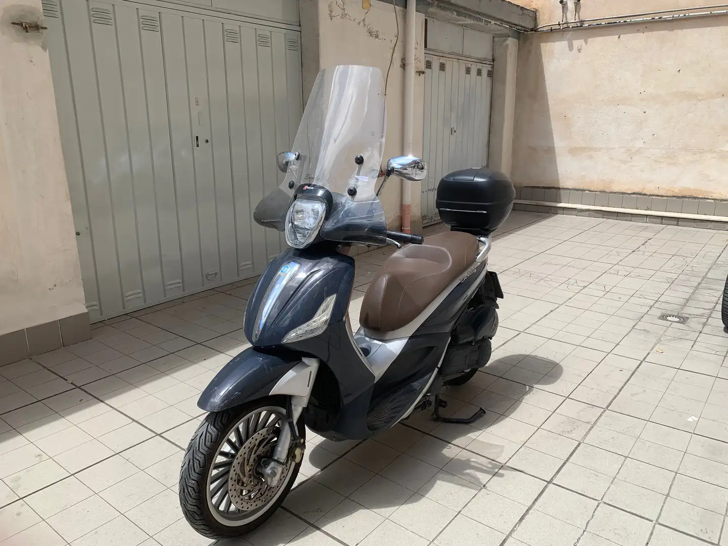 Piaggio Beverly 300 2019 Bleu - 2