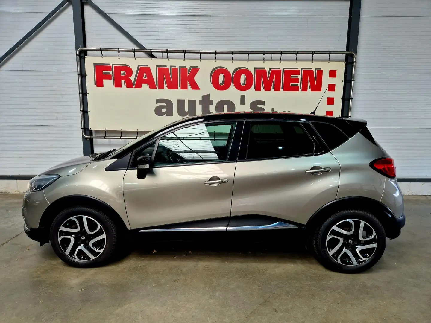 Renault Captur 1.2 TCe 120PK Dynamique + Keyless|Navi|Climate con Gris - 2
