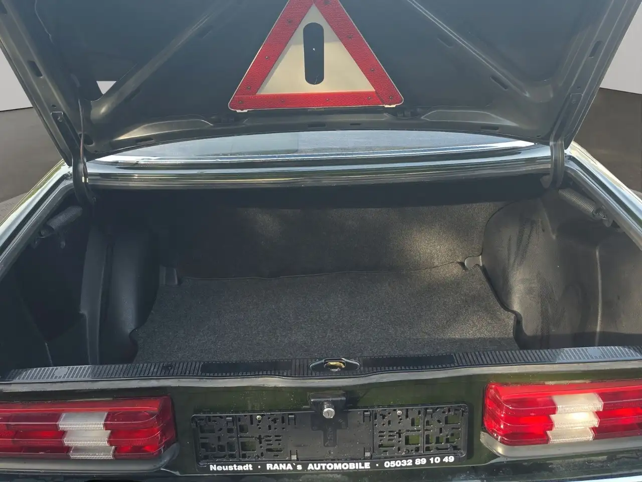 Mercedes-Benz 200 (OLDTIMER H-KENZEICHEN), foto 10