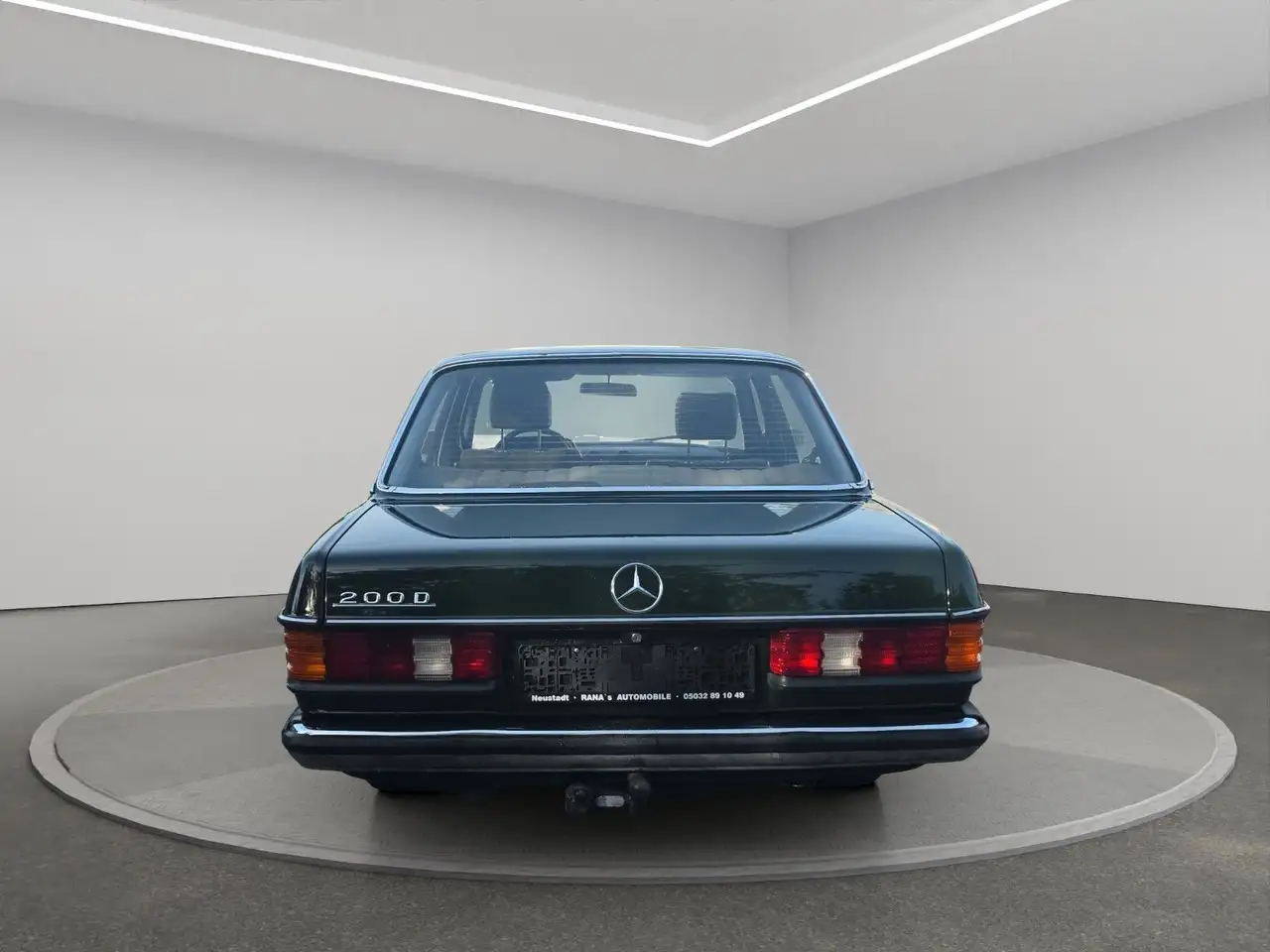 Mercedes-Benz 200 (OLDTIMER H-KENZEICHEN), foto 8